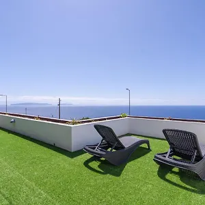 https://flowers-island-house-3.madeira-islandshotels.com