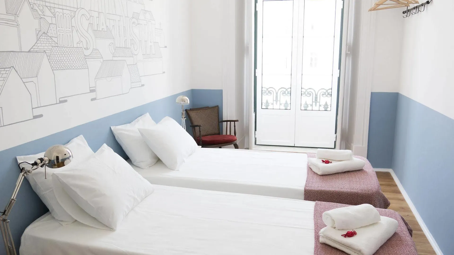 Lisbon Check-In Guesthouse 3*,  Portugalia